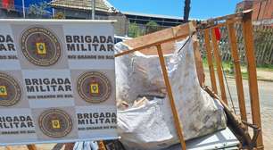 Ladrões são pegos no flagra durante furto de baterias em Porto Alegre