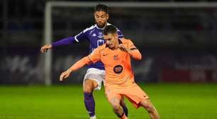 Oponente do Barcelona chana a atenção por semelhança com Sérgio Ramos