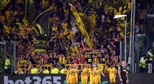 Rotina pacata da esposa influencia em possível saída de atacante do Borussia Dortmund