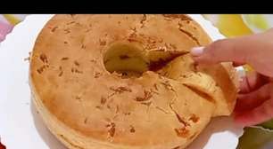 Bolo salgado sem trigo: opção deliciosa e leve para o lanche da tarde que você faz usando poucos ingredientes