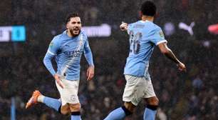 City vence Brentford com gol de Savinho e avança à semifinal da Copa da Liga Inglesa