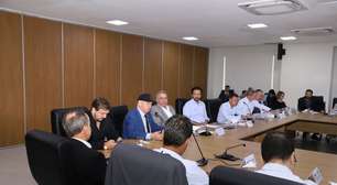 Presidente do Corinthians se reúne com prefeitura para discutir parcerias com clubes