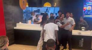 Briga entre funcionários e clientes é filmada em McDonald's em SP