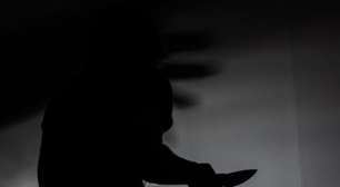 Mulher é morta a facadas após discutir com companheiro da neta em Alvorada