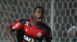 Diretor do Flamengo diz que volta de Vini Jr. é questão de tempo