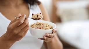 Comer mingau de aveia com esse ingrediente vai fazer milagre na sua dieta