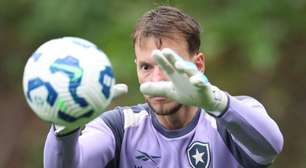 Neto mantém rotina de treinos e abre mão de férias no Botafogo