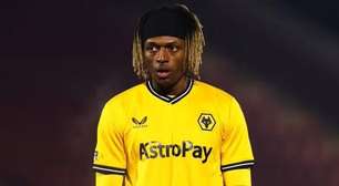 Jogador revelado pelo Wolverhampton morre aos 21 anos na Inglaterra