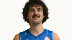 Jogador de basquete morre aos 22 anos após ser atropelado por trem na Espanha