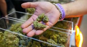 Por que governo Trump pode promover maior mudança na política de drogas dos EUA em décadas