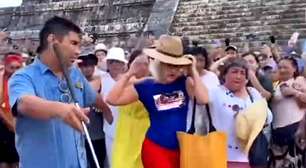 Turistas que fizeram vergonha em locais por onde passaram