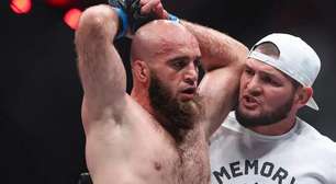 Parceiro de treinos de Khabib Nurmagomedov é flagrado em exame antidoping e perde título da PFL