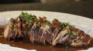 Lombo de porco assado ao vinho: receita especial e suculenta