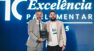 Deputado Fernando Marangoni recebe premiação do Ranking dos Políticos 2025