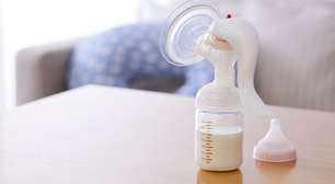 Dicas sobre amamentação e armazenamento de leite materno em viagens