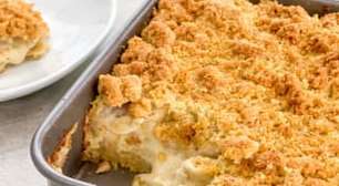 Crumble crocante e fácil: a farofa doce da cuca alemã