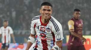 Artilheiro colombiano entra na mira de gigantes do Brasileirão