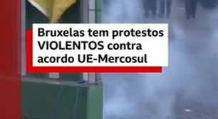Agricultores jogam bomba de gás e batatas em policiais durante prostestos na Bélgica