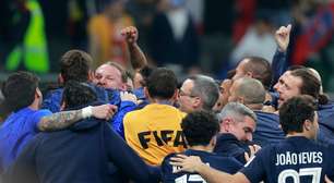 Algoz do Flamengo, Safonov sofre fratura e só volta em 2026