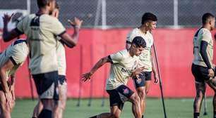 Após passagens por Chapecoense e Botafogo-PB, atacante retorna ao Vitória