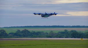 Eve, da Embraer, faz primeiro voo do protótipo do 'carro voador'; saiba qual foi o resultado