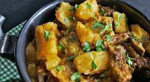Vaca atolada mineira: a receita tradicional que desmancha na boca e é perfeita para o almoço.