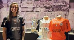 Goleira do Corinthians ganha homenagem no memorial do clube no Parque São Jorge