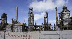 EUA interditam e apreendem navio na costa venezuelana, segundo autoridades