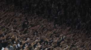 Torcida do Corinthians invade área destinada ao Vasco antes da final da Copa do Brasil; veja