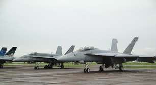 O caça F/A-18 e seu emprego estratégico na vigilância aérea