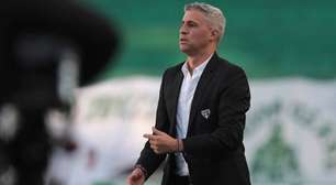 Coritiba dá 'chapéu' e São Paulo prioriza Coxa na venda de atacante