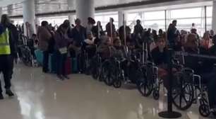 'Jetway Jesus': o golpe dos passageiros que pedem cadeiras de rodas para entrar primeiro em avião