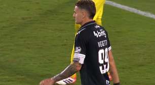 Vegetti chora após vice do Vasco para o Corinthians na final da Copa do Brasil