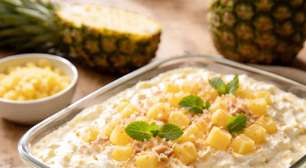 Sobremesa de abacaxi cremosa pronta com poucos ingredientes