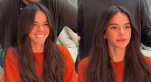 Bruna Marquezine adota extensões capilares em mudança de visual