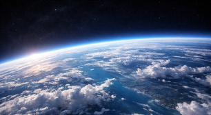 Falha catastrófica em órbita: satélite de Elon Musk explode e inicia mergulho descontrolado na atmosfera