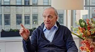 Tenho Bitcoin, mas ele não é tão atrativo quanto o ouro, diz Ray Dalio