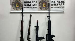 Força Tática prende 2 homens e apreende arsenal de grosso calibre em Imbé