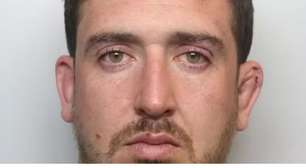 Padrinho surta em casamento e mutila convidado durante a festa; veja