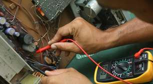 Prefeitura de Porto Alegre abre vaga para eletrotécnico com salário inicial de R$ 2.845,19 mais benefícios