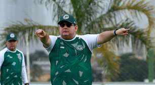 Ex-Goiás, Guto Ferreira explana bastidores de caso no clube e chama atenção: "Quando os caras"
