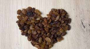 Como é feita a uva passa?