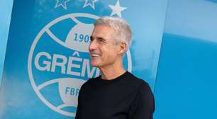 Luís Castro promove 5 jogadores da base gremista para jogar o Gauchão 2026