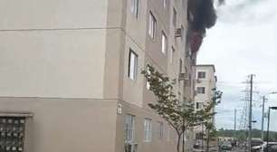 VÍDEO: Imagens enviados por moradores registraram o incêndio com explosão em condomínio de Gravataí