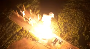 Foguete sul-coreano explode após tentativa de lançamento ao espaço em território brasileiro; assista