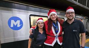 Condutores do MetrôRio se transformam em Papais Noéis