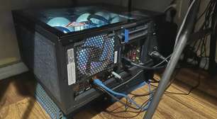 Jogador de PC diz: "simplesmente deitar o computador no chão é a verdadeira jogada de profissional" e 13 mil pessoas estão comemorando