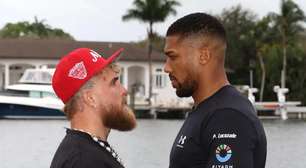 Anthony Joshua manda recado para Jake Paul; youtuber reage no treino aberto