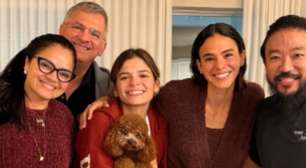 Esse conjunto marrom chocolate usado por Bruna Marquezine no pré-Natal é tão chique e confortável que você vai querer usar todo dia em 2026