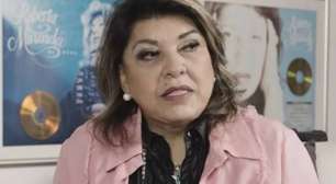 Roberta Miranda debocha de bolsonaristas após surto com Havaianas